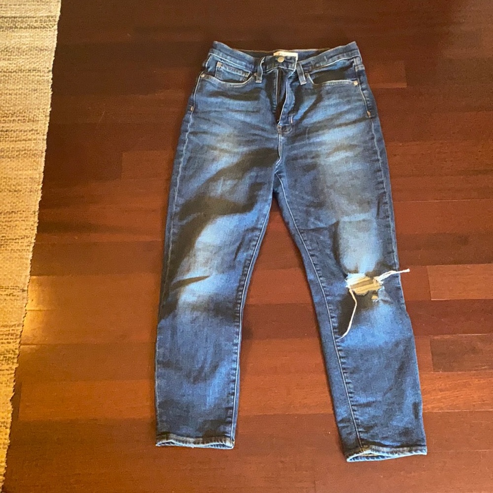 Madewell Momjean size 28 medium wash